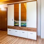 Laulina Apartment