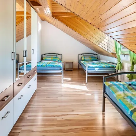 Laulina Apartment