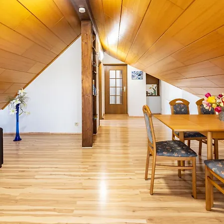 Apartment Laulina *